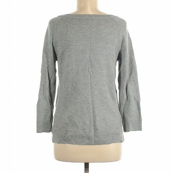 GAP Sweater Womens Medium Gray Knit Classic Wool Blend Soft Basic Neutral Preppy - Picture 7 of 8